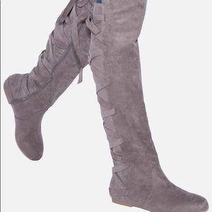 Eujenya Grey Flat Boot